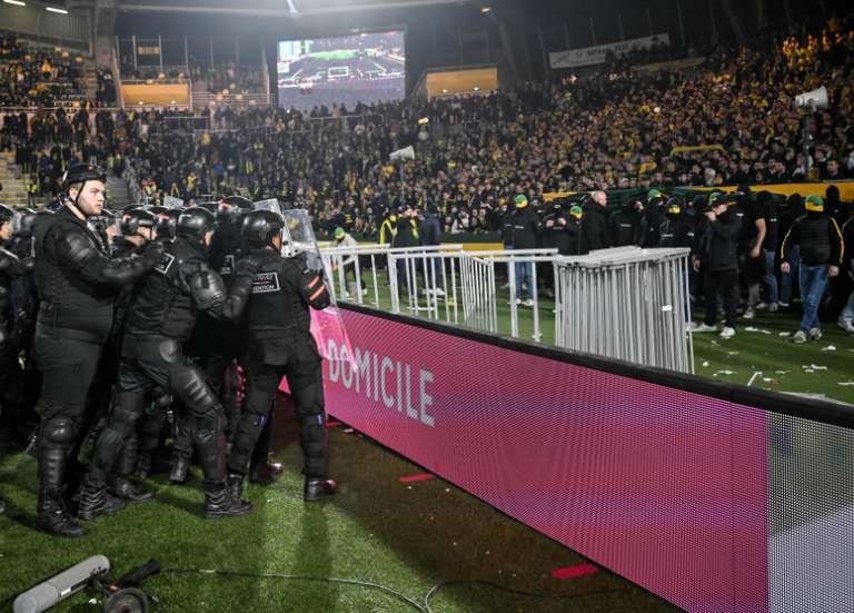 Nantes-Le Havre interrompu en fin de rencontre : 