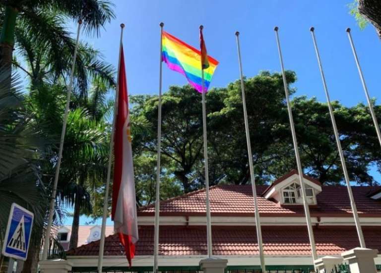 La jeunesse LGBT d’Océanie se donne rendez-vous dans une église de Tahiti