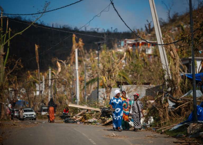 Situation toujours très difficile à Mayotte, mais l’aide arrive et la vie reprend