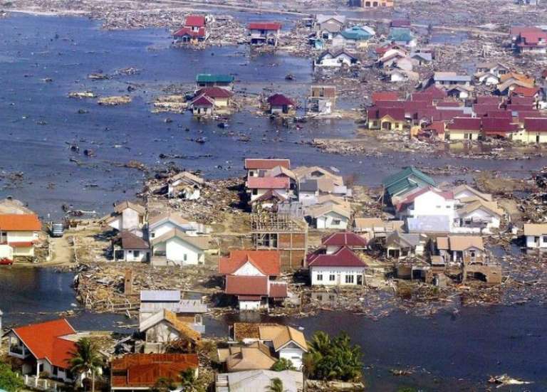 Vingt ans après, cérémonies en hommage aux plus de 220 000 morts du tsunami dans l’océan Indien