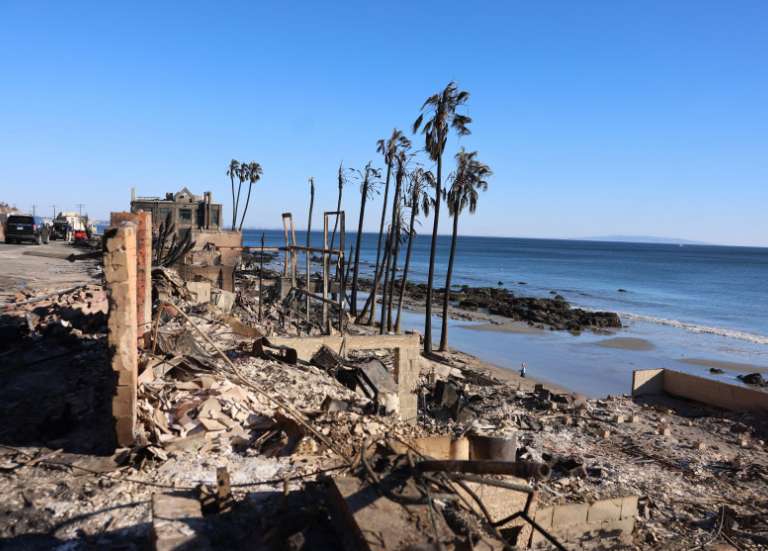 Incendies à Los Angeles : au moins 24 morts, des vents violents menacent à nouveau