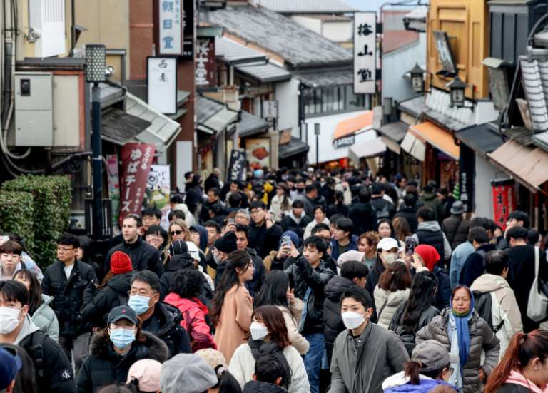 Japon : frappée par le surtourisme, Kyoto relève fortement sa taxe de séjour