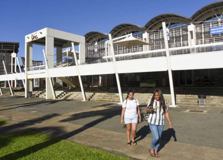 La campagne d'inscription à l'université est ouverte et dématérialisée