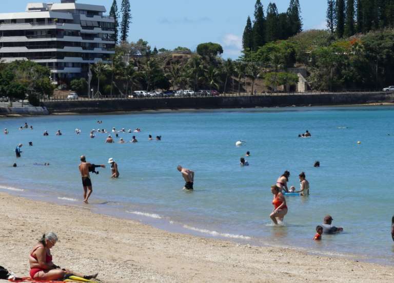 Les plages de Nouméa de nouveau au vert : la baignade autorisée